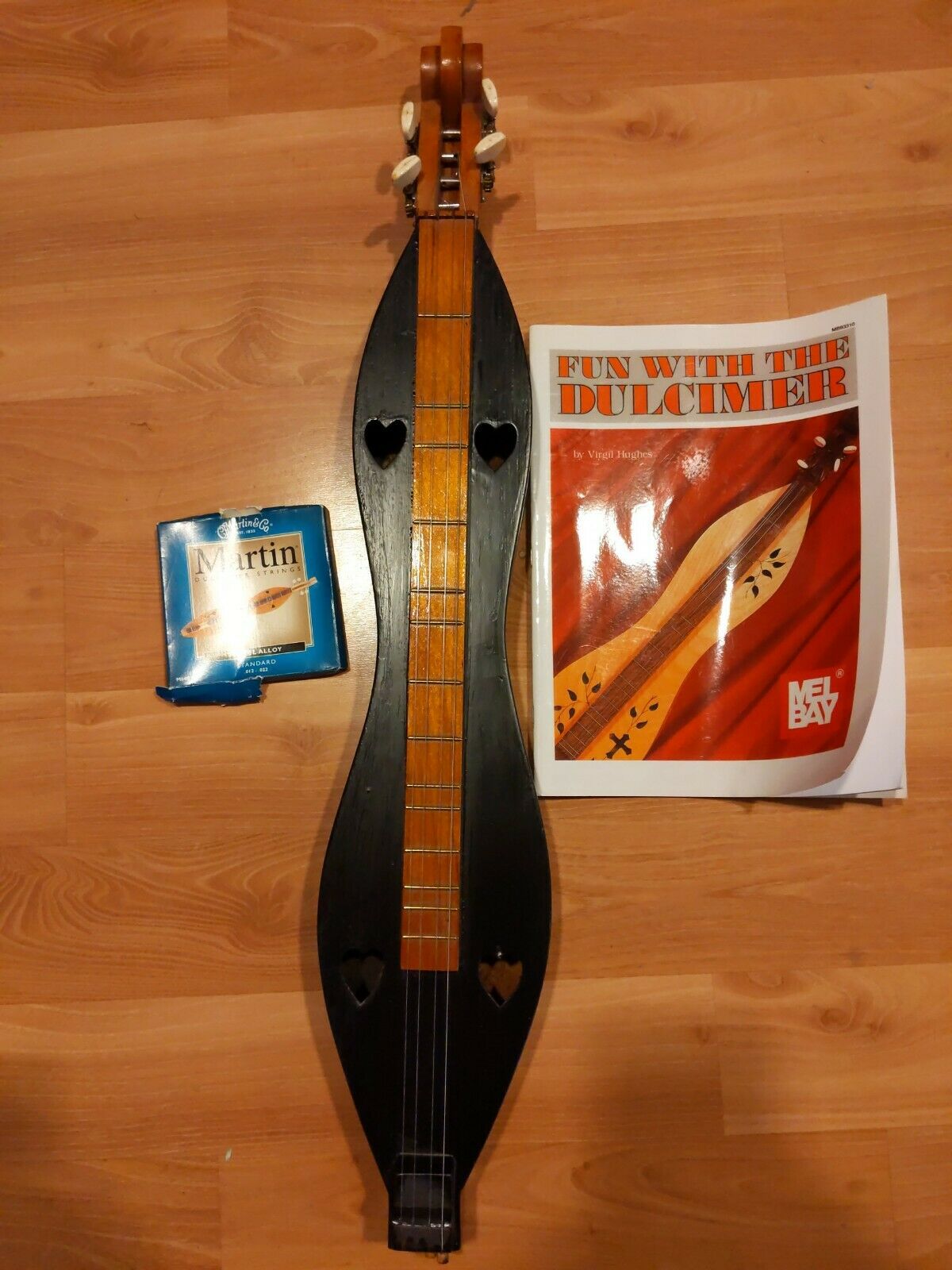 Vintage Appalachian Dulcimer With Hearts, Refinished With Book And Extra Strings